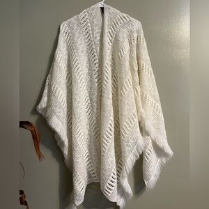 MixIt Womens Knit One Size Ivory Shawl Wrap Kimono Poncho Fringe